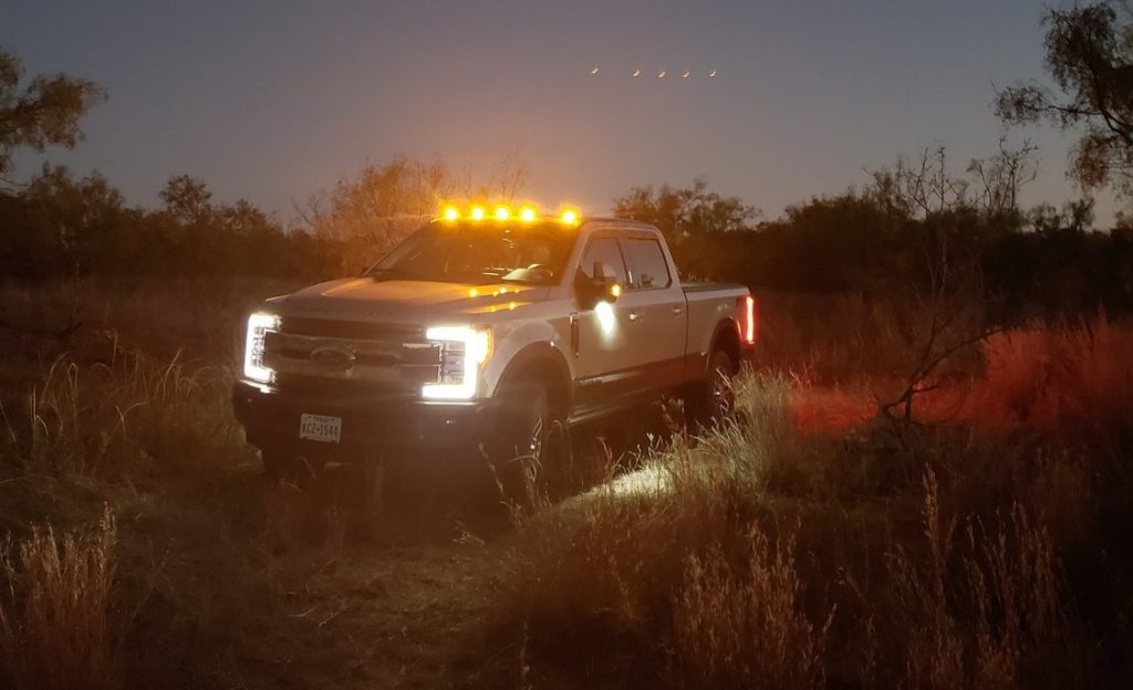 Solar+Battery Wireless LED Cab Running Lights Cab Over America